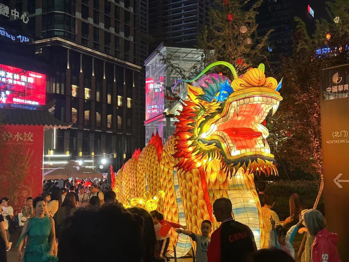 贵州花灯，文旅花灯，花灯制作工厂，节庆花灯