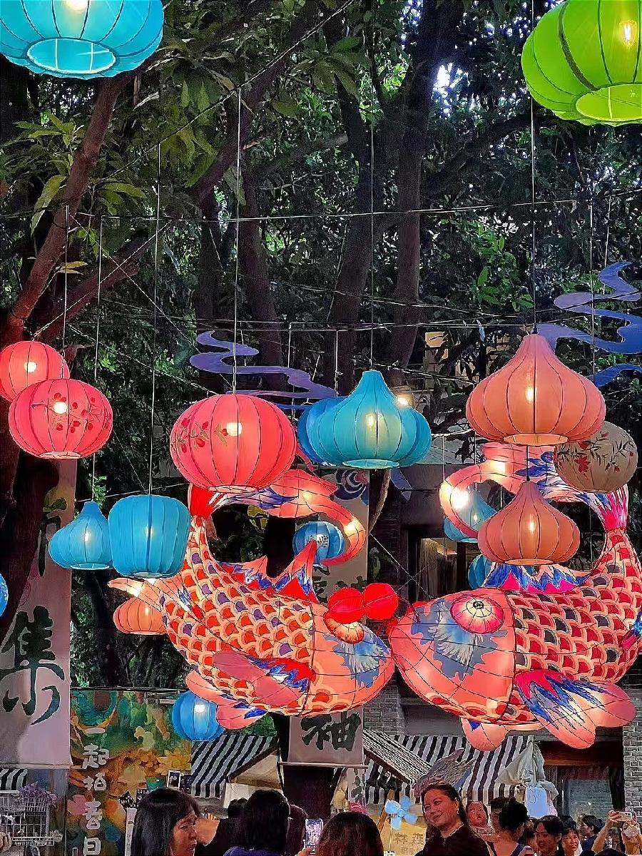贵阳美陈公司，贵阳花灯设计制作，贵阳户外亮化美陈，户外景观亮化