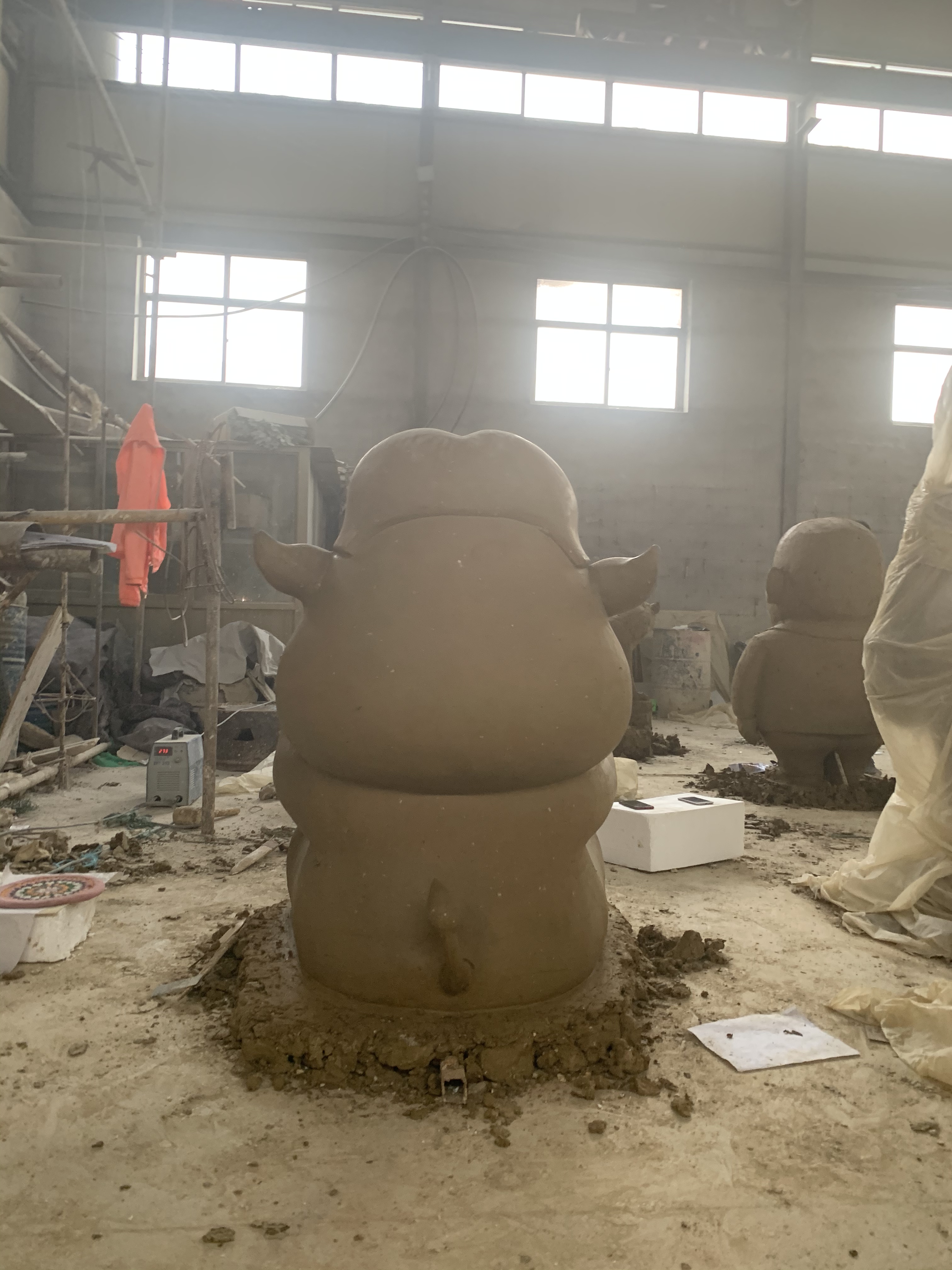 贵阳玻璃钢卡通雕塑制作