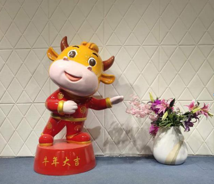 牛年玻璃钢卡通雕塑_玻璃钢卡通牛_贵阳卡通雕塑_玻璃钢卡通雕塑设计公司
